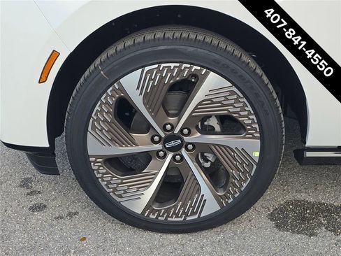 New 2026 Lincoln Navigator L Black Label AWD/4WD image 8