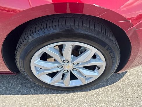 Used 2018 Chevrolet Impala LT w/ LT Leather Package FWD image 13
