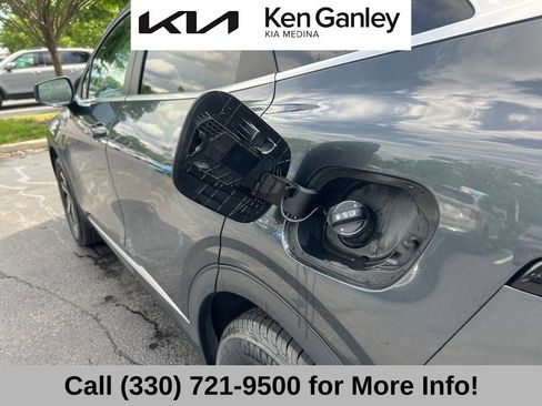 Certified 2023 Kia Sportage LX AWD/4WD image 48