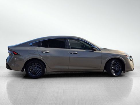 Used 2026 Nissan Sentra SV w/ Floor Mat Package FWD image 3