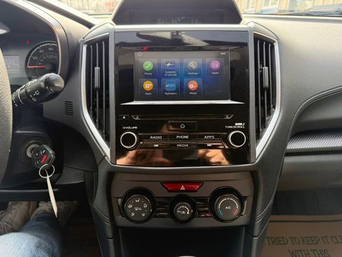 Used 2019 Subaru Impreza 2.0i Premium image 18