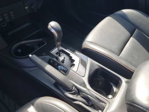 Used 2017 Toyota RAV4 SE FWD image 22