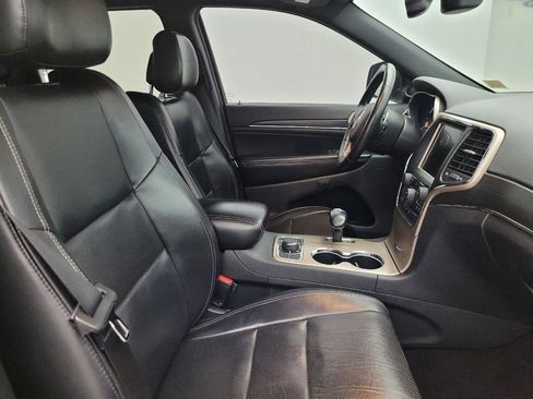 Used 2015 Jeep Grand Cherokee Limited w/ Luxury Group II image 22