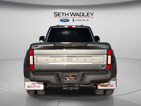 Certified 2022 Ford F450 Limited w/ FX4 Off-Road Package image 6