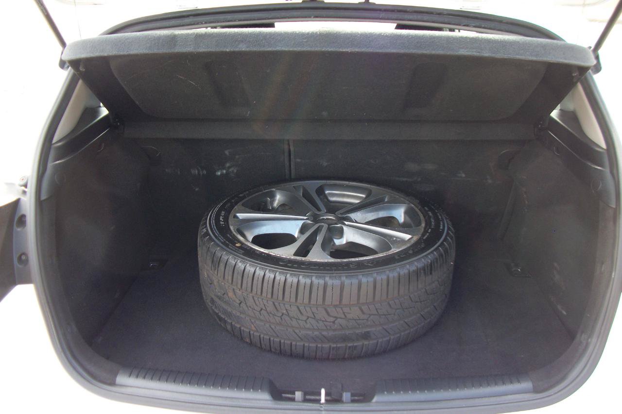 Used 2016 Kia Forte EX FWD image 17