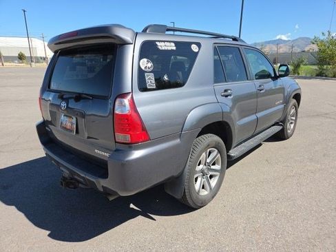 Used 2008 Toyota 4Runner Limited w/ Limited Extra Value Pkg 1 AWD/4WD image 3
