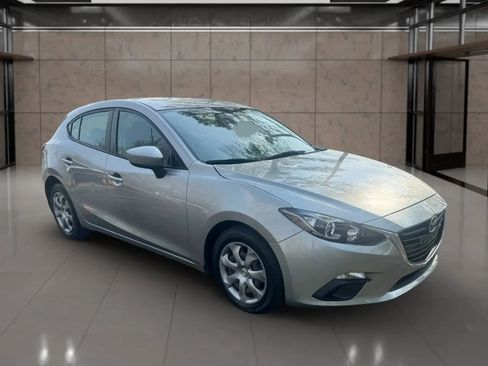 Used 2015 MAZDA MAZDA3 i Sport image 7