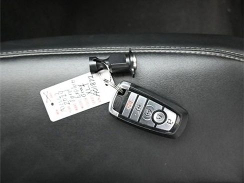 Used 2024 Ford Explorer XLT w/ Equipment Group 202A image 12