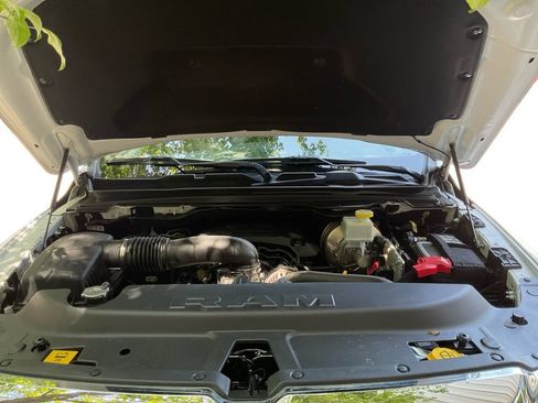 Used 2021 RAM 1500 Laramie AWD/4WD image 14