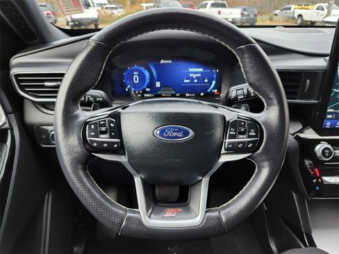 Certified 2022 Ford Explorer ST w/ Equipment Group 401A image 29