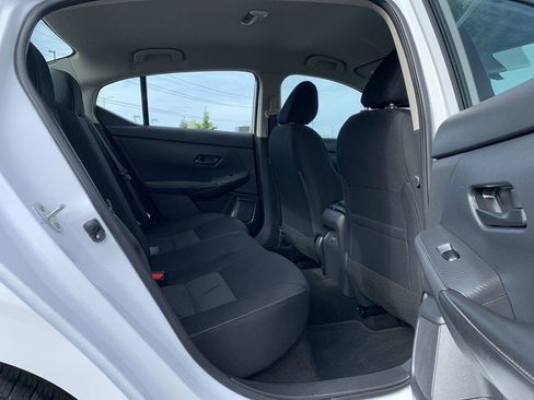 Used 2024 Nissan Sentra SV FWD image 26