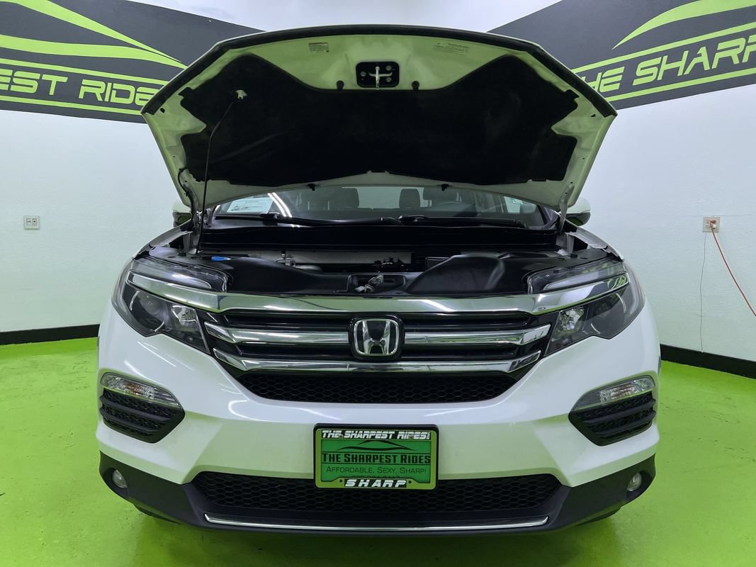 Used 2017 Honda Pilot Touring image 4