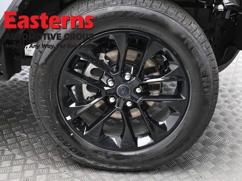 Used 2025 Jeep Wrangler Unlimited Sahara image 31