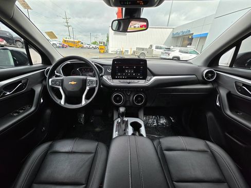 Used 2023 Chevrolet Blazer LT AWD/4WD image 13
