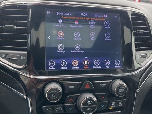 Used 2019 Jeep Grand Cherokee Limited AWD/4WD image 39