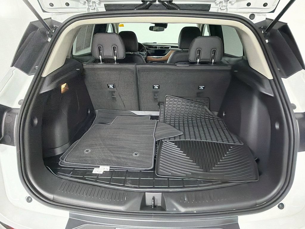 Used 2022 Buick Encore GX Essence AWD/4WD image 23