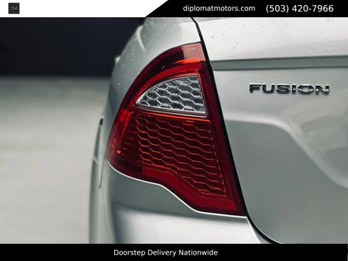 Used 2012 Ford Fusion SE FWD image 15