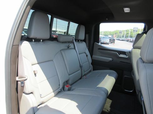 Certified 2024 GMC Sierra 1500 SLT w/ SLT Premium Plus Package AWD/4WD image 27