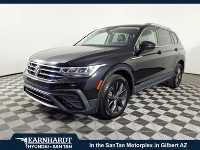 Used 2022 Volkswagen Tiguan SE w/ Panoramic Sunroof Package