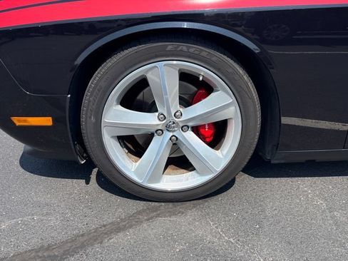 Used 2010 Dodge Challenger SRT8 w/ SRT Option Group II RWD image 32