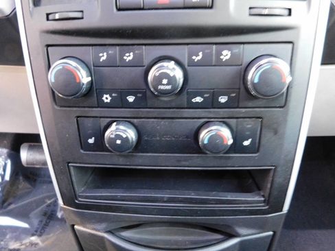 Used 2010 Dodge Grand Caravan SXT w/ Family Value Group image 16