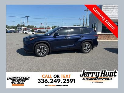 Used 2021 Toyota Highlander XLE