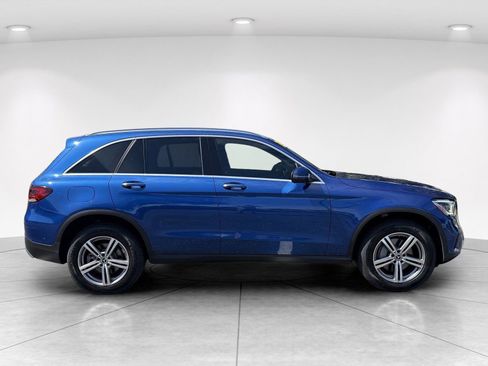 Used 2022 Mercedes-Benz GLC 300 4MATIC image 3