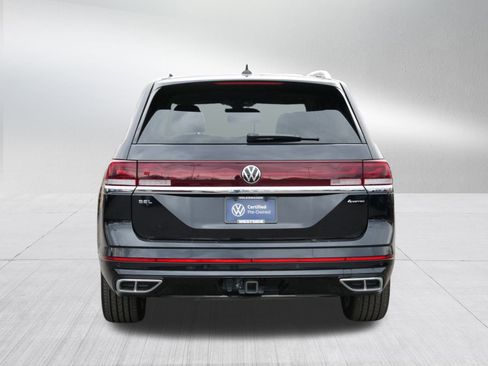 Certified 2024 Volkswagen Atlas SEL Premium R-Line image 6