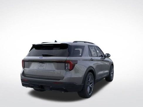 New 2026 Ford Explorer ST-Line w/ ST-Line Street Pack image 11