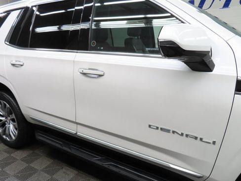 Used 2023 GMC Yukon Denali image 36
