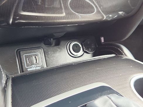 Used 2019 INFINITI QX60 Luxe w/ Essential Package FWD image 24