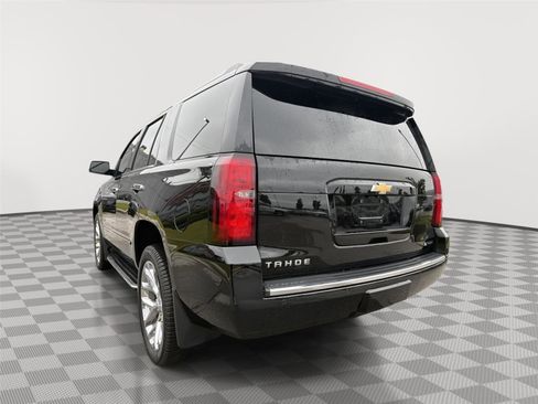 Used 2018 Chevrolet Tahoe Premier AWD/4WD image 3