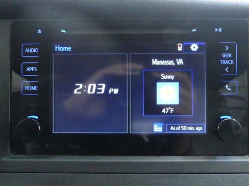 Used 2017 Toyota Sienna LE image 12