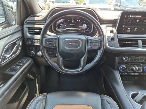 Used 2023 GMC Yukon XL AT4 w/ AT4 Premium Package AWD/4WD image 34