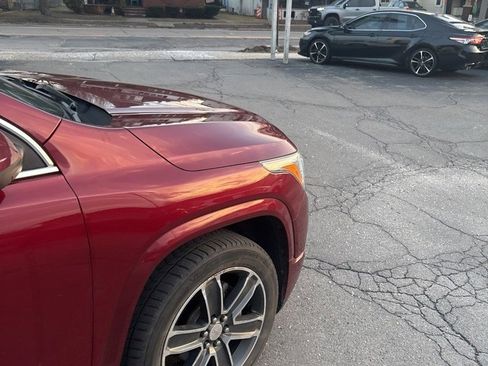 Used 2018 GMC Acadia Denali w/ Technology Package image 20