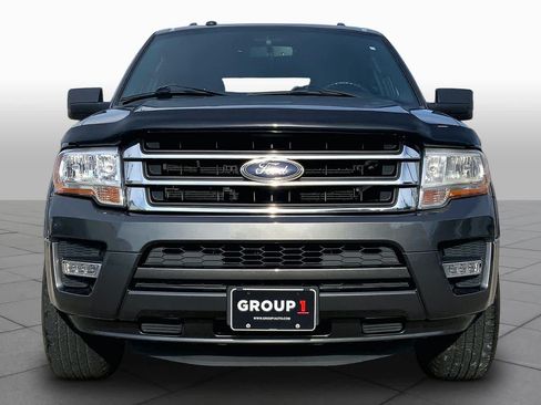 Used 2016 Ford Expedition XLT w/ Equipment Group 201A RWD image 3