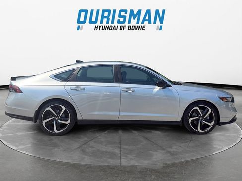 Used 2024 Honda Accord Sport image 7