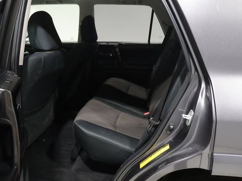 Used 2016 Toyota 4Runner Trail w/ Convenience Package AWD/4WD image 17