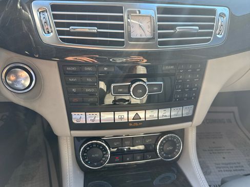 Used 2014 Mercedes-Benz CLS 550 image 23