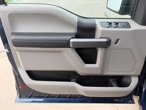 Used 2018 Ford F150 XLT w/ Equipment Group 301A Mid AWD/4WD image 32