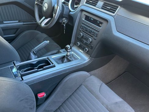 Used 2013 Ford Mustang Boss 302 w/ Boss 302 Accessory Pkg RWD image 18