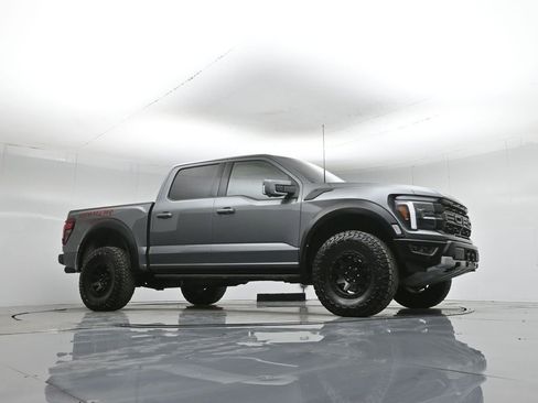 Used 2025 Ford F150 Raptor image 3
