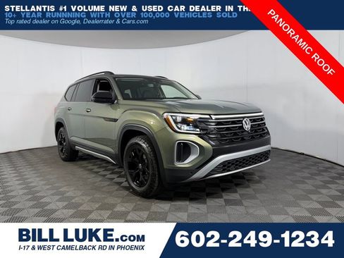 Used 2024 Volkswagen Atlas Peak Edition SE image 1