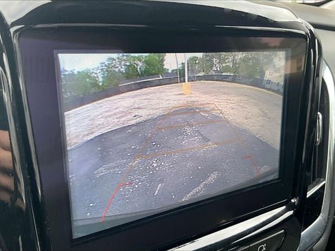 Used 2018 Chevrolet Traverse LT FWD image 22