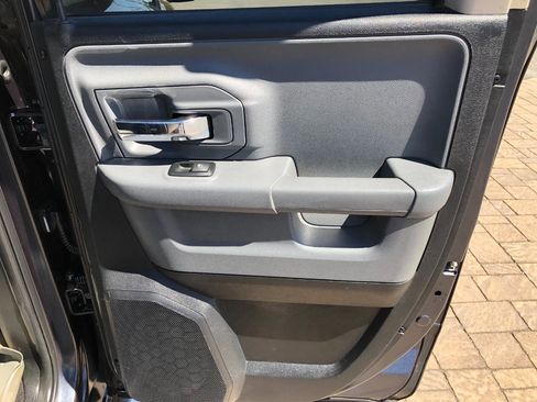 Used 2017 RAM 1500 Big Horn AWD/4WD image 39