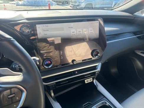 Used 2023 Lexus RX 350 Premium image 22
