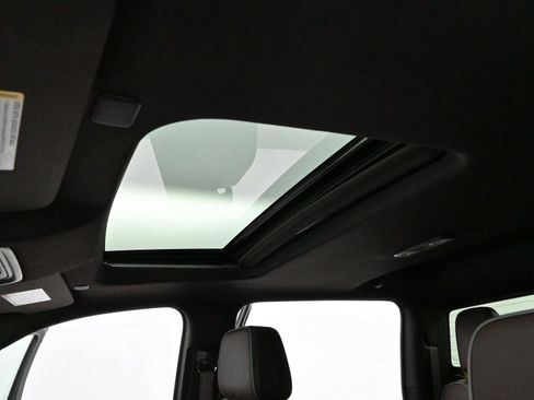 Used 2024 GMC Sierra 2500 Denali w/ Denali Reserve Package image 28