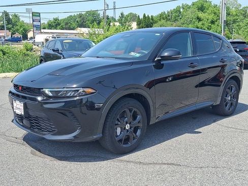 Used 2024 Dodge Hornet R/T w/ R/T Blacktop Package AWD/4WD image 3
