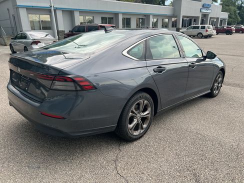 Used 2024 Honda Accord EX image 5