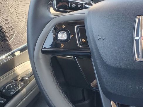 Certified 2023 Lincoln Corsair AWD w/ Equipment Group 101A image 15